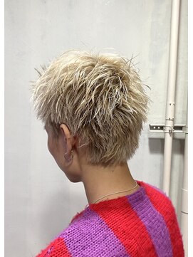 セプト 天神大名(SEPT.) メンズカット　ホワイトベージュ　スパイキーショート　束感