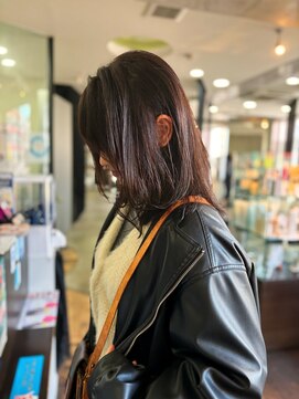 ニーゼロゼロナナ(2007) レイヤーカット