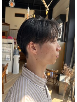 チル(Chill) chill/センターパート×ニュアンスパーマ