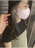 インナーカラー×カーキグレージュ