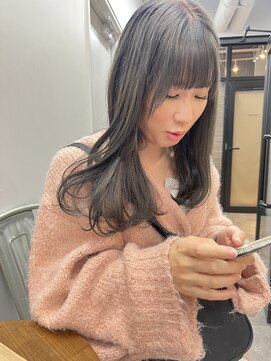 ヌープヘアーアイス(NUUP.hair ici) ブリーチなしミルクティーベージュ重めスタイル小顔外ハネロブ