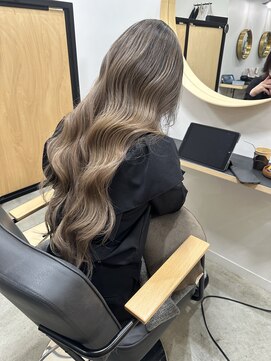 ハイク(HYKE) バレイヤージュ/ケアブリーチ/グラデーション