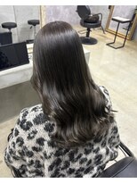 ダーラヘスト(Dalahast)&nbsp;【Dalahast 】ツヤ感のあるolive color