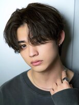 ルーシー 渋谷(LUCEY)&nbsp;センターパートフェザーパーマツイストスパイラルパーマメンズ