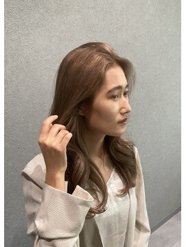 シュエット(Chouette) 艶感ベージュ