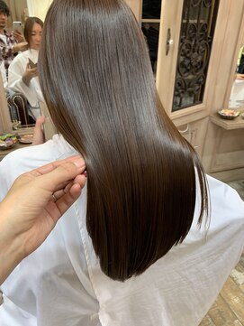 アンベリール 大名(Embellir) 毛先まで再生できる【奇跡の美髪ストレート】