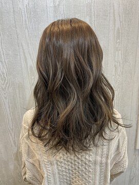 テーラヘアー 南行徳店(TELA HAIR) 8トーンの艶感グレージュカラー
