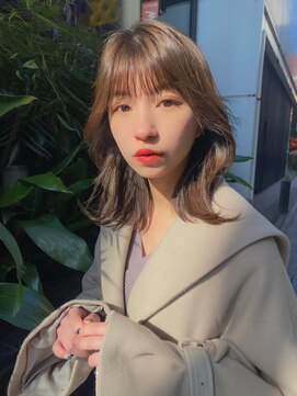 フォト 新宿(foto) くびレイヤーエモージュグレーベージュレイヤーミディアム