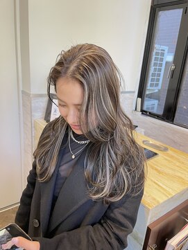 ディモアンド 表参道(Dimo&) 美髪/ホワイトグレージュ/大人かわいい/こなれミディ