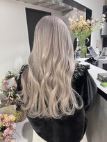 ペレ 渋谷(PELE)&nbsp;K198_ホワイトシルバー ブリーチ2回~