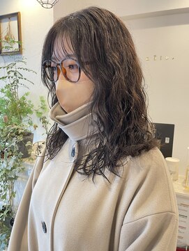 マァロ(malo.) ロング　ぐるぐるパーマ