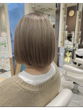 ル クール 宮内店(Le Coeur) ベージュカラー