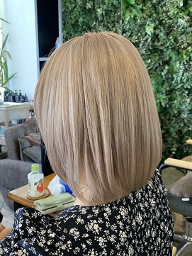 インデペンデンス(independence) ダブルカラー×ミルクティベージュ