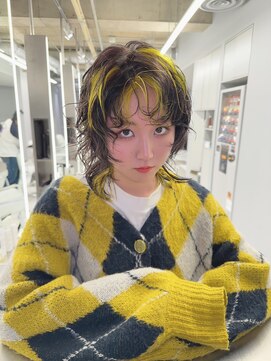 ヴァイス 新宿店(VAICE) イエローデザインカラー