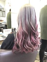 コアフィールフィス(COIFFURE fils)&nbsp;【見附　今町】デザインカラー　シルバー　ピンクパープル