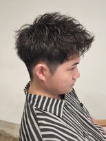 ニアウ 伊勢崎連取店(Niau)&nbsp;アップバングツイストスパイラルパーマメンズショート