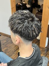 ジーワンヘアー(G1 HAIR) 【高校卒業】ハイライト×ツイストパーマ×フェードスタイル