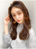 暗髪でも出せるこなれ感フェイスレイヤー×ナチュラルセミロング
