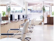 店内は広々とした解放空間☆