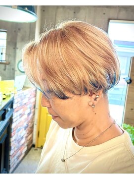 ルーナヘアー(LUNA hair) ブリーチブルーエンドカラー