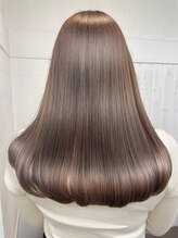 ― 髪の芯まで潤う、髪質改善トリートメント ― 