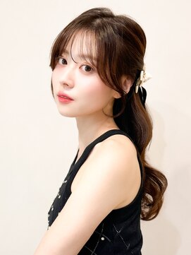 レア 表参道(L'ea) ・黒髪クラゲヘアーオリーブグレー小顔ココアベージュ