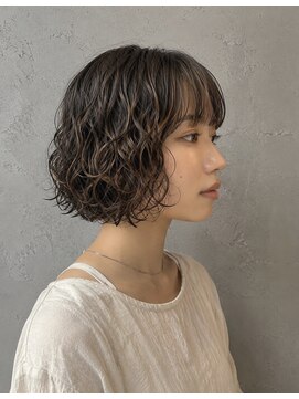 ヨムニノクチ(YOMUニノ口) ミルクティーベージュ/ダーク ブルー/橿原/新ノロ