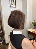 60代／立体感・若見え／前下がり・上品グラボブ