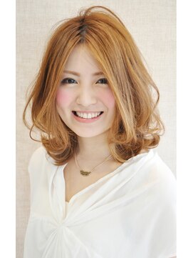 ヴィコロ(vicolo) 伸ばしかけセミディスタイル