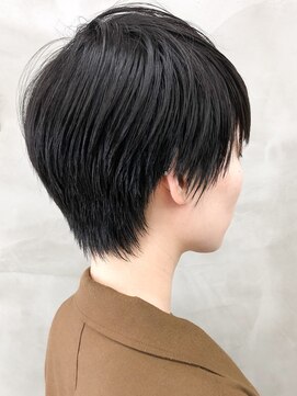 スー 渋谷(suu) ※ナチュラルモード黒髪ベリーショート<徳竹>