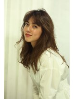 マグノリア(MAGNOLIA) ラフウェーブロング