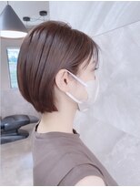 ドゥマン(Demain) 透明感ベージュAラインボブ小顔カット薄めバングくびれミディ