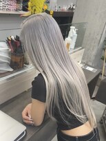 ヴァーディ オモテサンドウ(Vardy omotesando)&nbsp;ハイトーンシルバーブリーチシルバーシルバーカラー