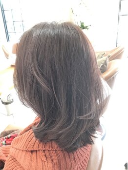 ヘアメイクアモーレ 光の森店(Hair Make Amore)の写真/大人女性の悩みを解決してくれるサロン☆髪のダメージを最小限に抑え、あなたの理想のスタイルを実現！