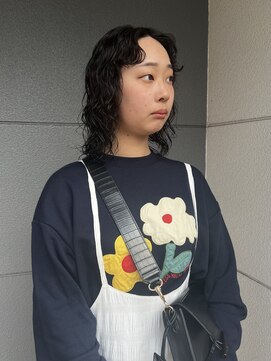 ヘアーアイストゥーレ(HAIR ICI TRE) レイヤーパーマ ミディアムパーマ