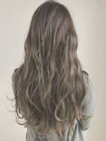 ラフィス ヘア ルー 福山2号店(La fith hair ruu.)&nbsp;【La fith】 カーキアッシュグラデーションスタイル