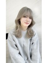 リット(lit.)&nbsp;☆韓国ヘア×ハイトーン×レイヤーカット×ホワイトブリーチ☆