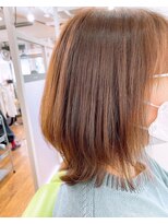 ヘア アンド フェイス みかん&nbsp;外はねレイヤー