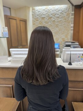 ザック ヴィ(ZACC vie) 8トーン / ブラウンベージュカラー/ローレイヤーカット