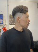 メンズカットフェードスキンフェードバーバーメンズパーマ