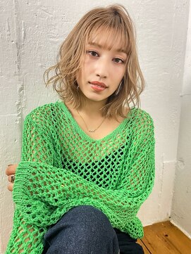 レヴリー(reverie) 海外風レイヤーカットミルクティーカラー美髪小顔20代30代心斎橋