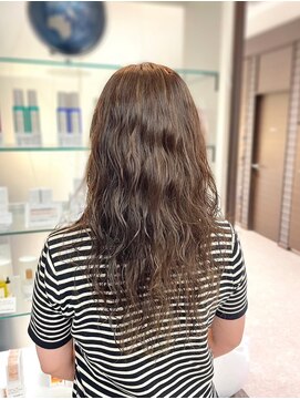 ブルーテーフ(Bleu Terre) 盛岡市本宮jrスタイリスト【大人可愛い透明感ロング】10代20代