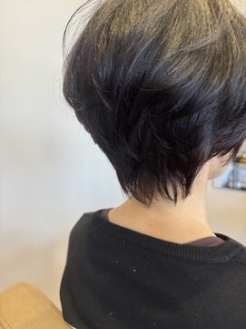 レジェ(LEGE) ふんわりショートスタイル/白髪染め/ナイトクリーム仕上げ/森