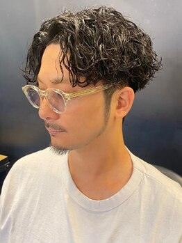 TENDER 川崎 MEN'S SALON【テンダー】【10月上旬NEW OPEN（予定）】の写真/【川崎駅徒歩3分】川崎のメンズパーマならTENDER。センターパートやフェザーショートで今っぽいスタイルに