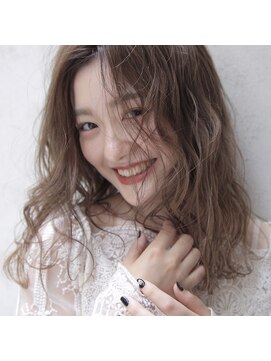 アメリ(AMELIE) ゆるふわ beige