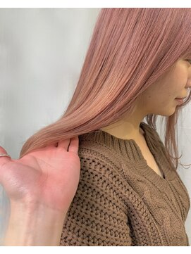 ピア(Pia) 透明感のあるピンクカラー