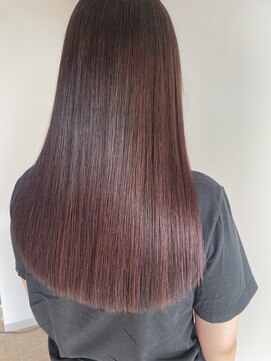 クム(QUMU) ピンクバイオレット×艶ストレート