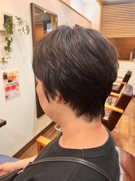 ヘアー グリーン(hair green) ふんわりショートスタイル艶髪【髪質改善/百合ヶ丘】