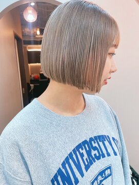 シビバイレボ(CIBI by revo) 地毛風カラー/ナチュラルレイヤーカット/ショートボブ[船橋]