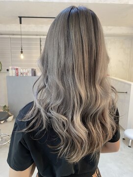 プルメリアドット(Plumeria.) ホワイトベージュ